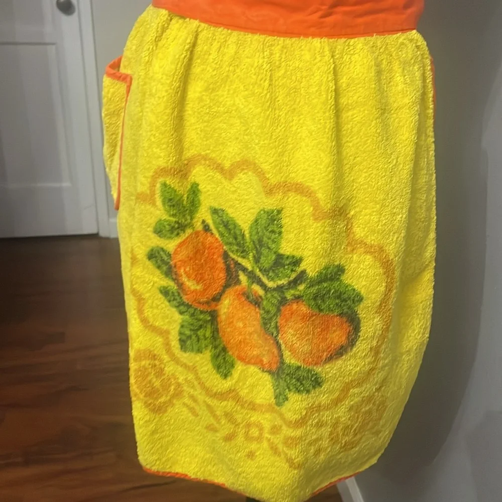 Kitchen Terry Cloth Half Apron, Bright Fruit Theme - Vintage